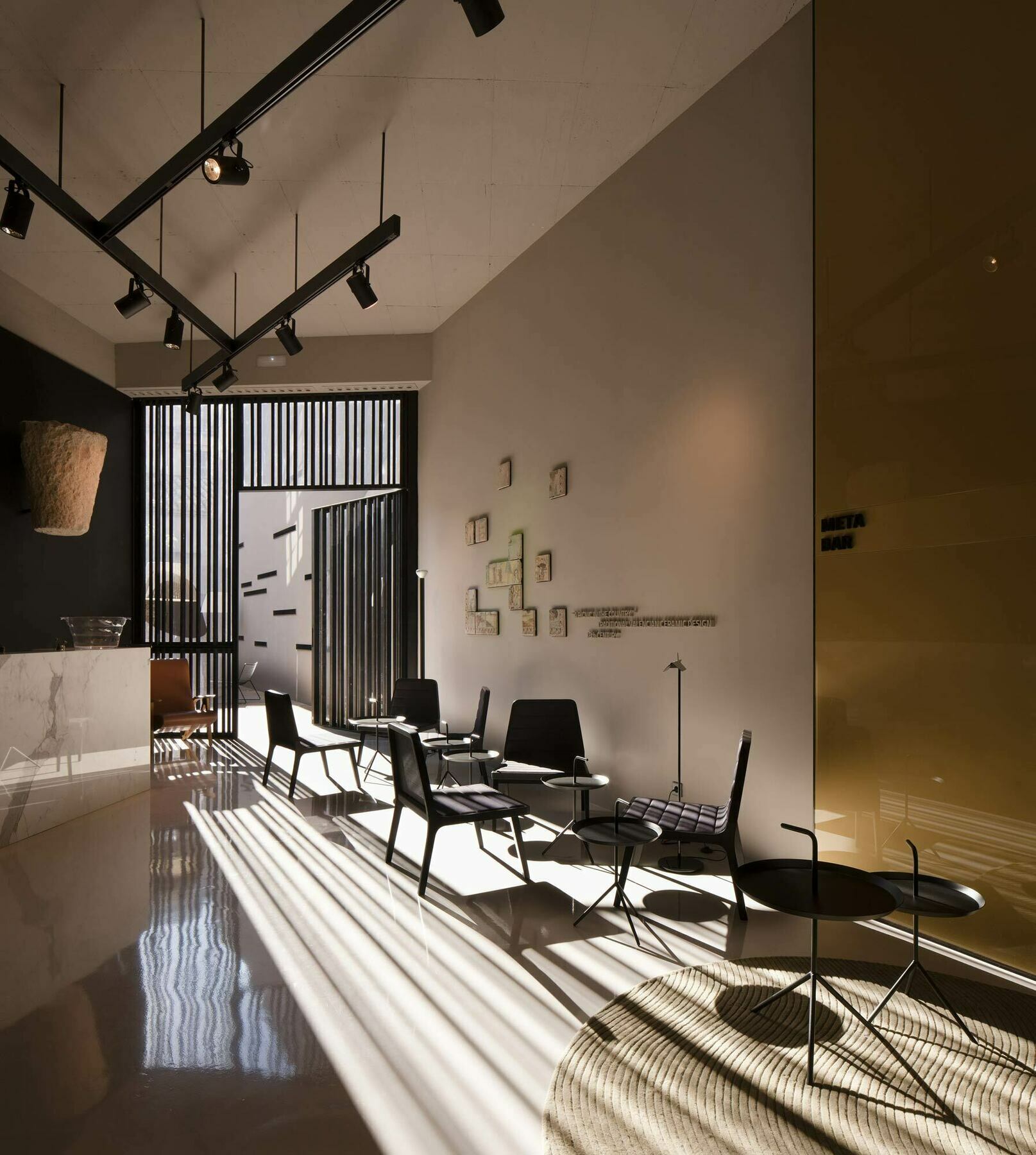 Hotel Caro Valenza
